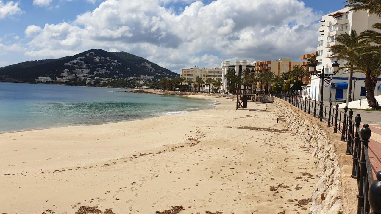 Hostal Mayol 산타 에우랄리아 데 리오 외부 사진